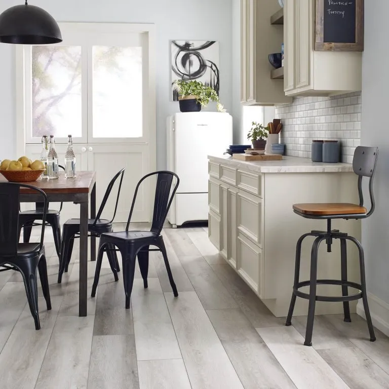 FarmhouseKitchen-Chateau-2x4Beveled-CS58P-150-BiancoCarrara-5U133-TitanHDP